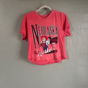 Husker Top